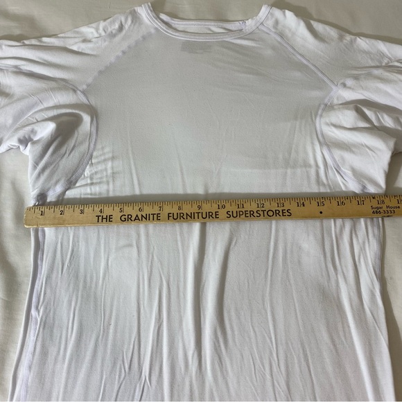EJIS White Crew Neck Tee Shirt Men's Large Padded Armpit Wearable Confidence - Picture 2 of 7
